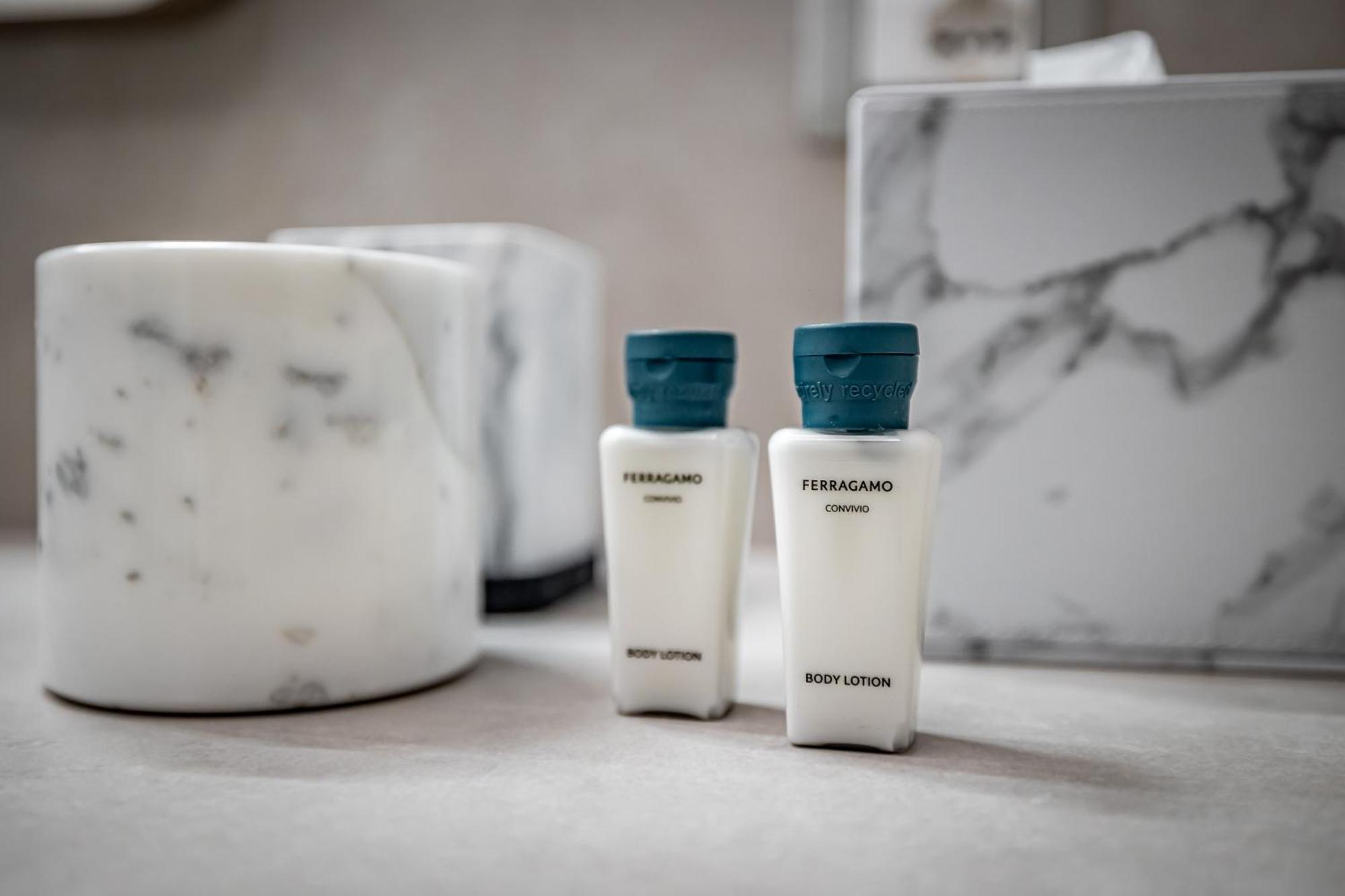 Dimora Collection - Le Corti - Boutique Luxury Suites In A Restored 13Th Century Convent, With Sauna And Gym (Adults Only) Florenţa Exterior foto