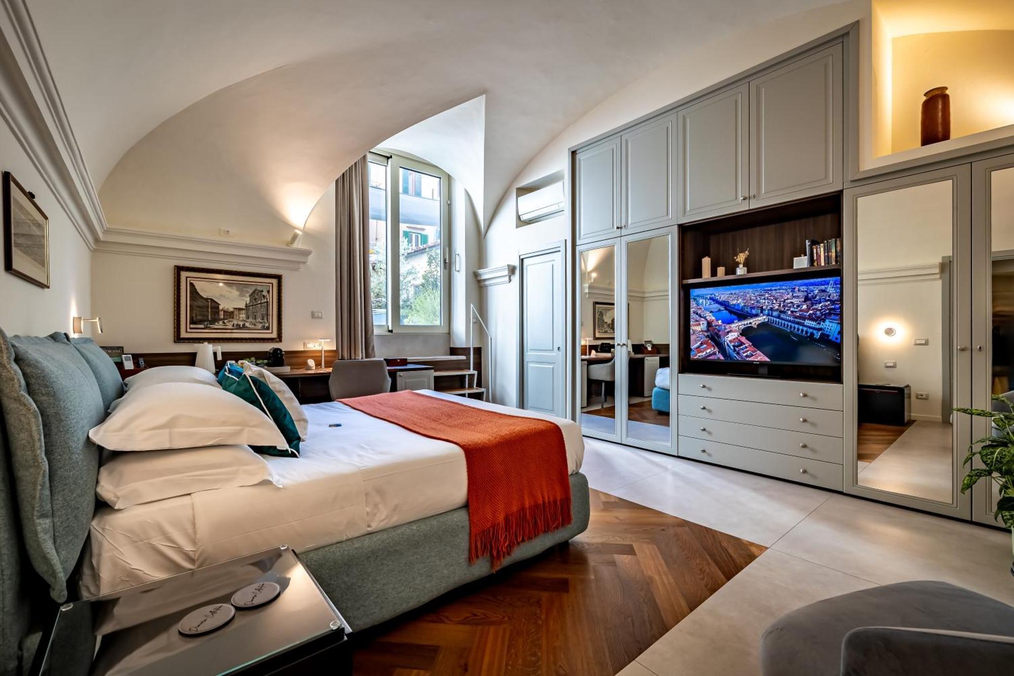 Dimora Collection - Le Corti - Boutique Luxury Suites In A Restored 13Th Century Convent, With Sauna And Gym (Adults Only) Florenţa Exterior foto